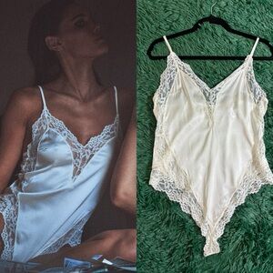 Fleur du Mal Large Venus Lace Ivory teddy